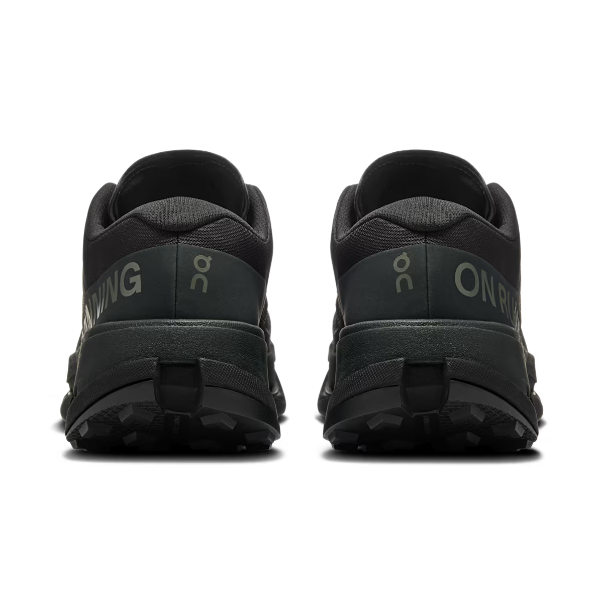 On Running Men's Cloudultra 3 in Black