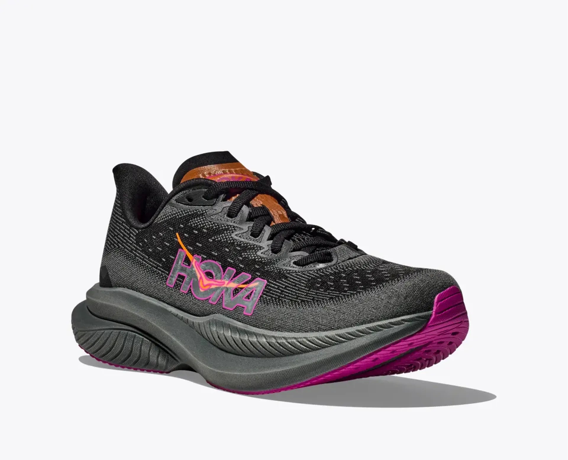 Hoka Women's Mach 6 in Black/Fuschia