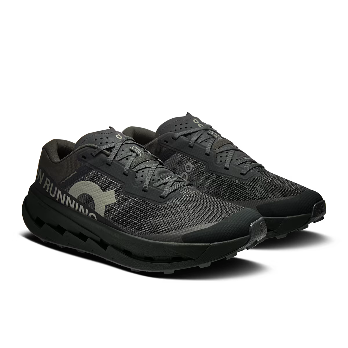 On Running Men's Cloudultra 3 in Black