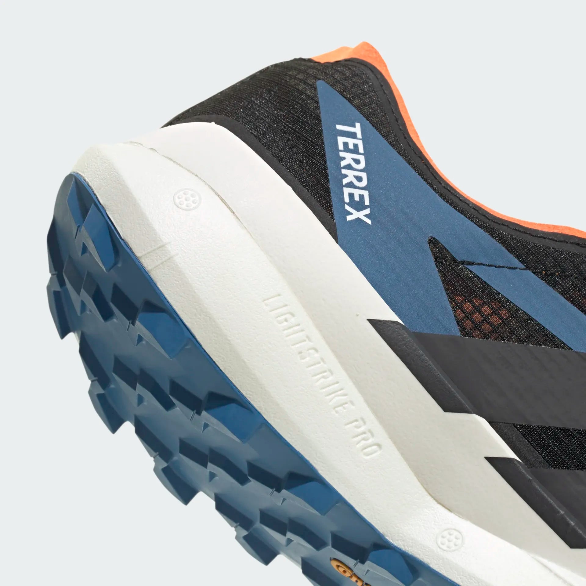 Adidas Men's Terrex Agravic Speed 2 in Black/Carbon/Blue