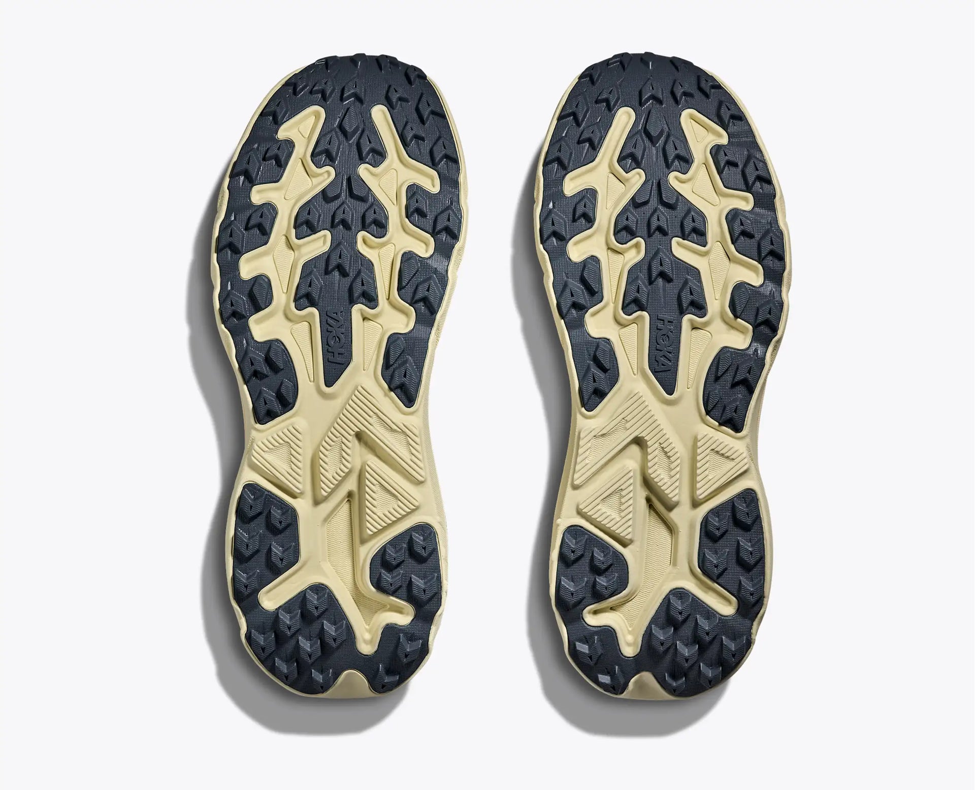 Hoka Men's Challenger 8 in Faded Navy/Pampass Grass