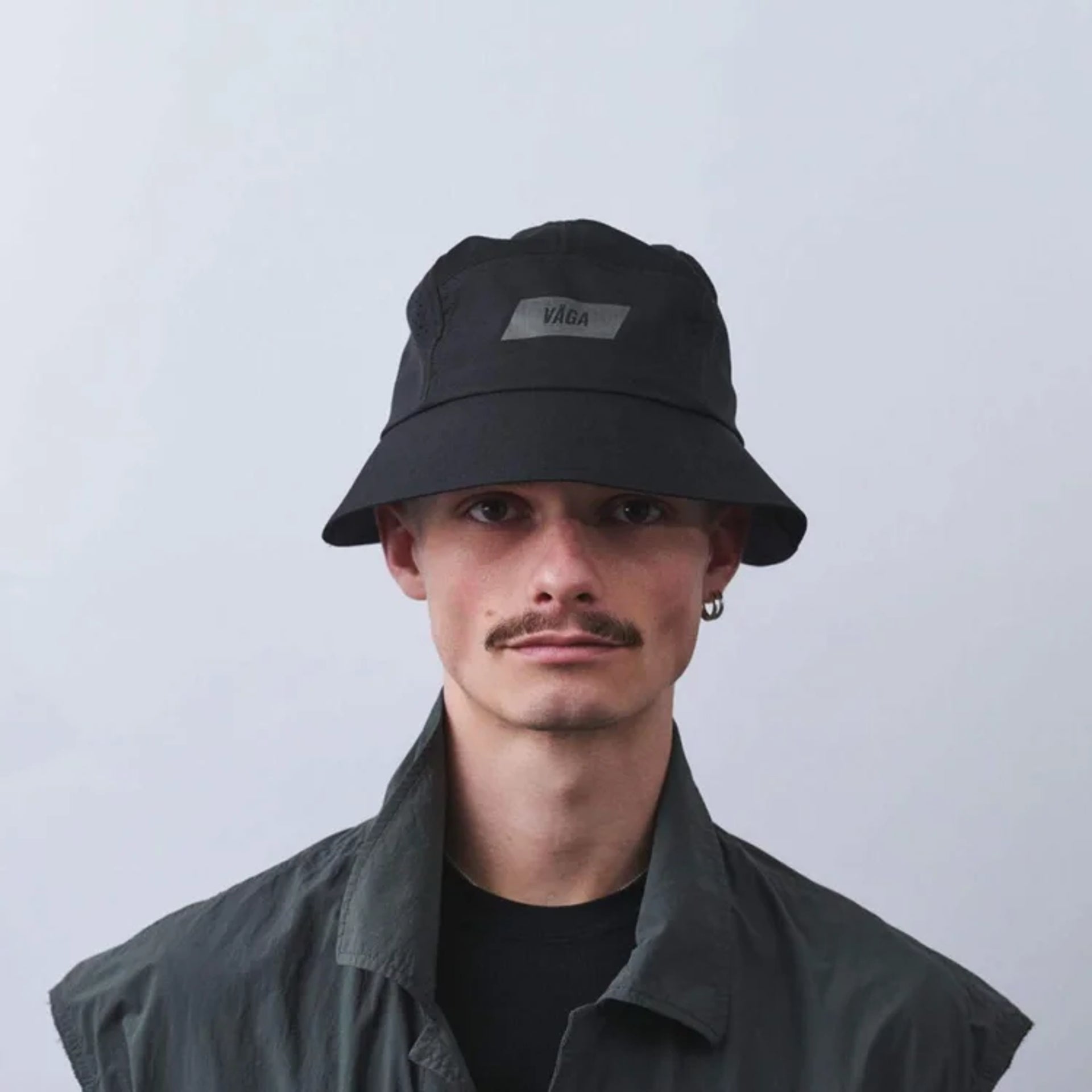 Vaga Feather Bucket Hat in Black
