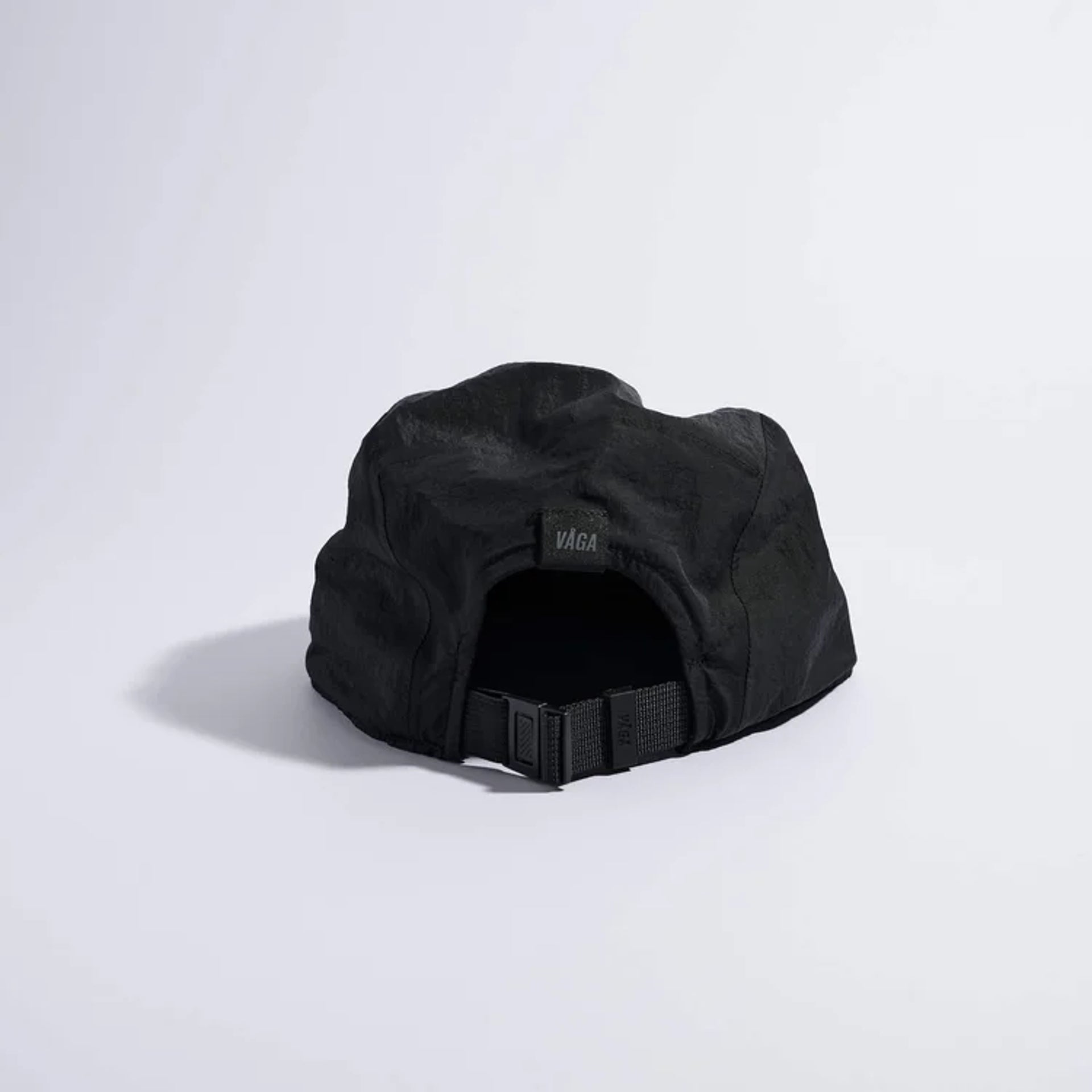 Vaga Feather Edge Cap in Black