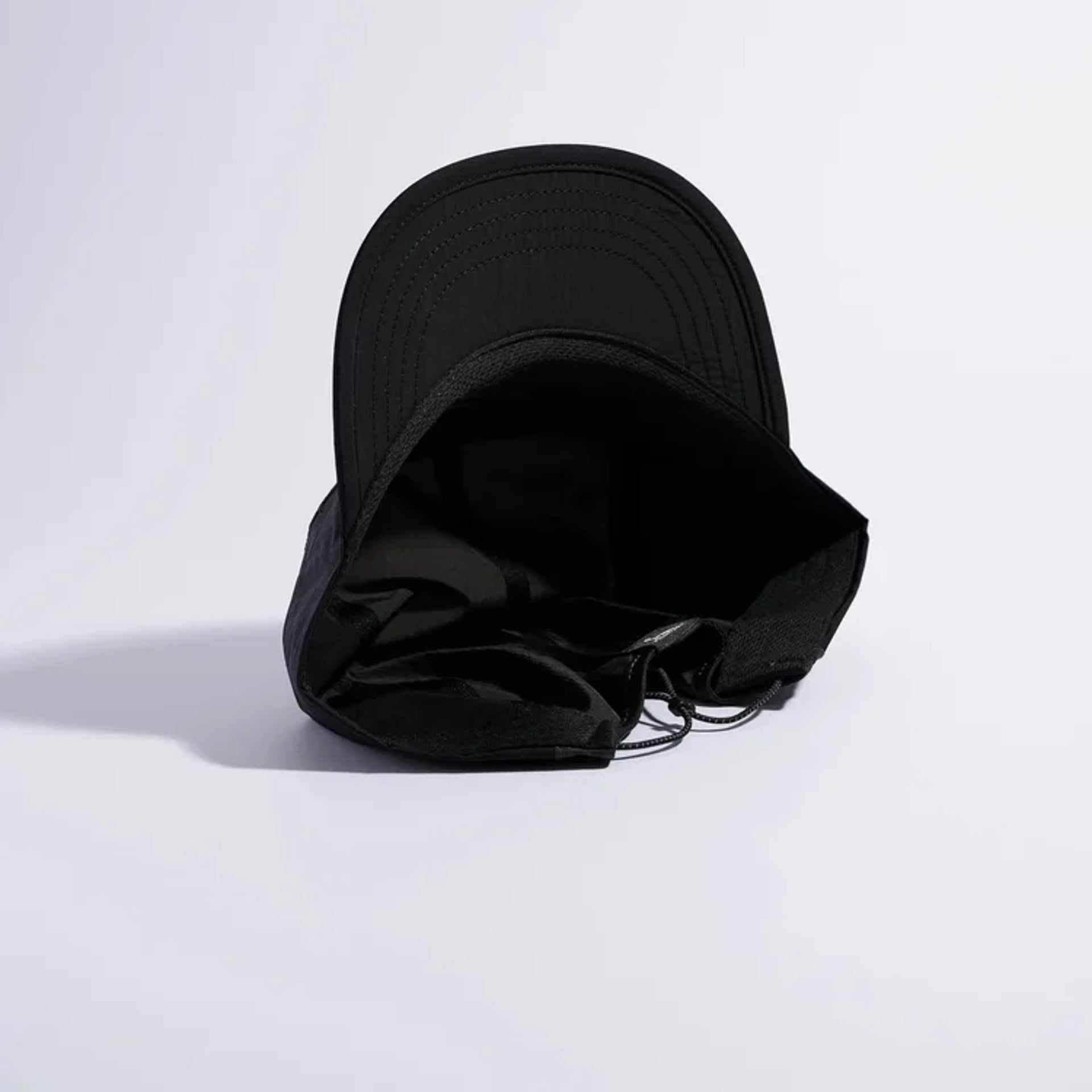 Vaga Pacer Cap in Charcoal/Black/Brown