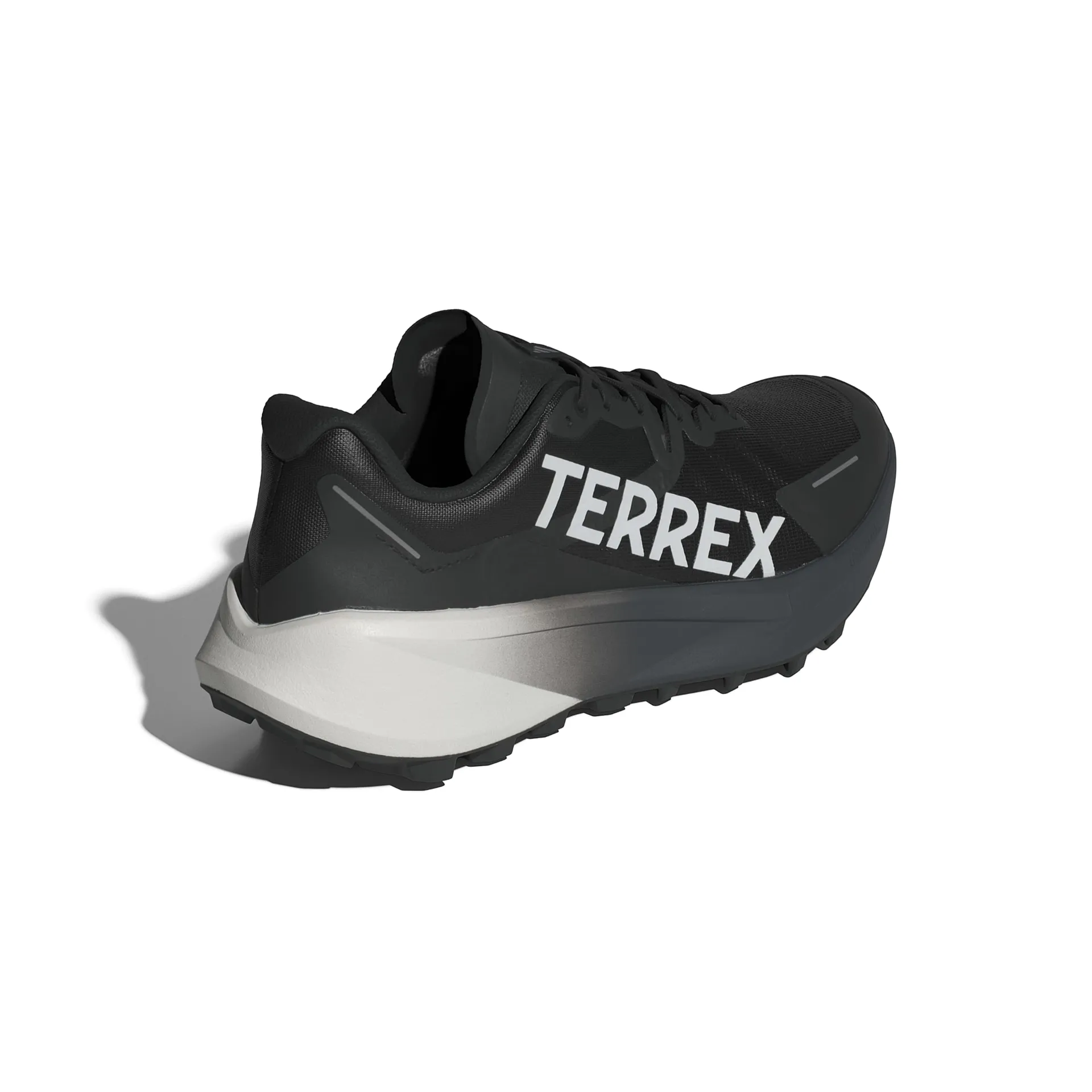 Adidas Men's Terrex Agravic 3 in Black/Grey
